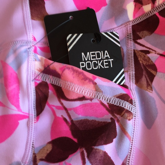 BSP Pink Floral Pattern Leggings with Media Pocket NWT - Picture 8 of 9